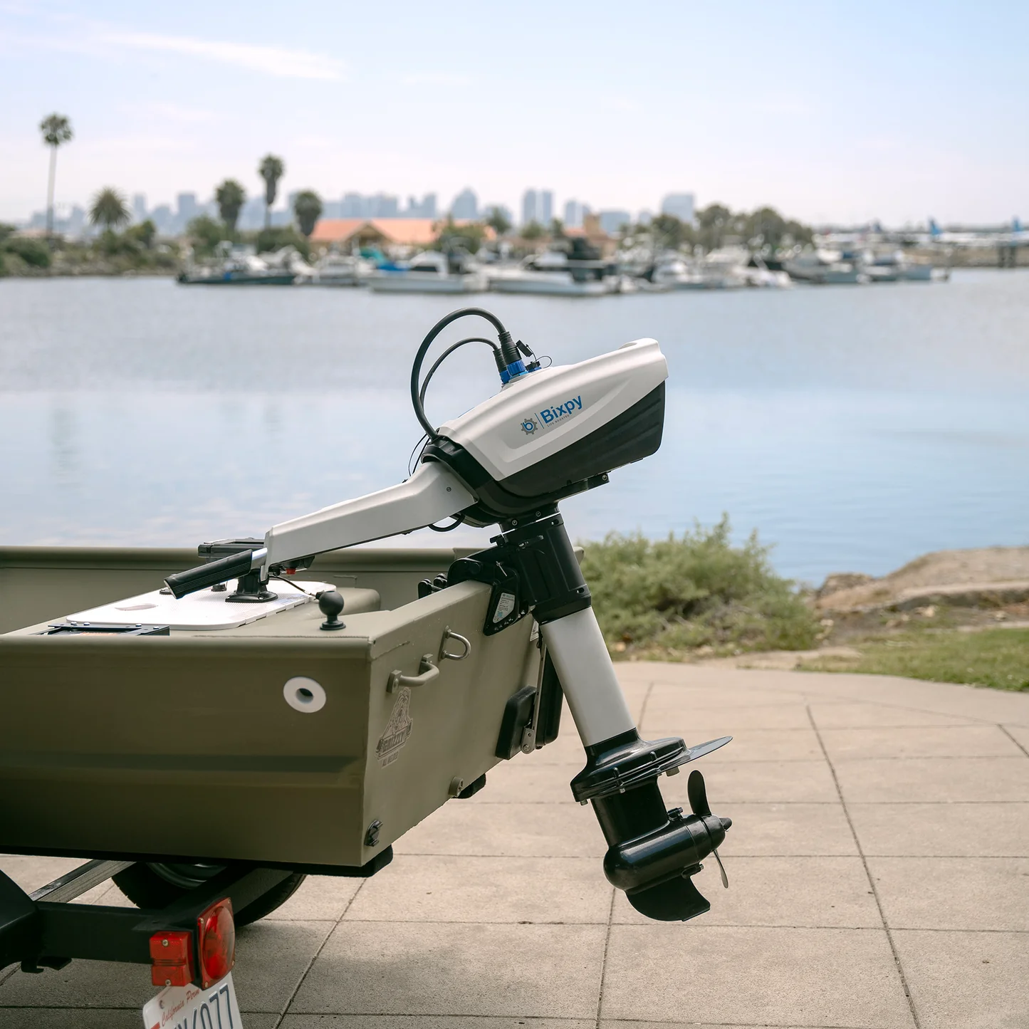 Bixpy N-3 Outboard Motor & Battery Kit - P5