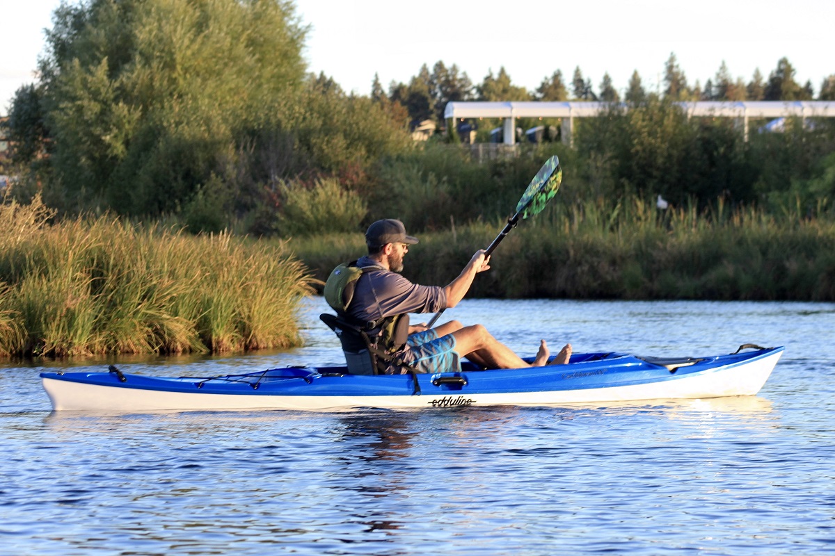 Eddyline Caribbean 14FS Kayak - Sapphire Blue Deck / White Hull