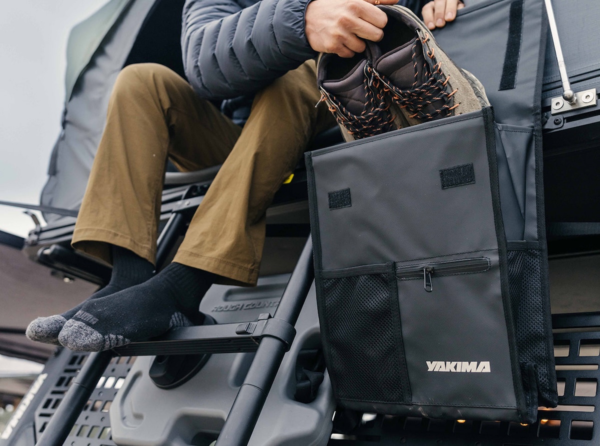 Yakima SkyPeak HD Hardshell Rooftop Tent -P9