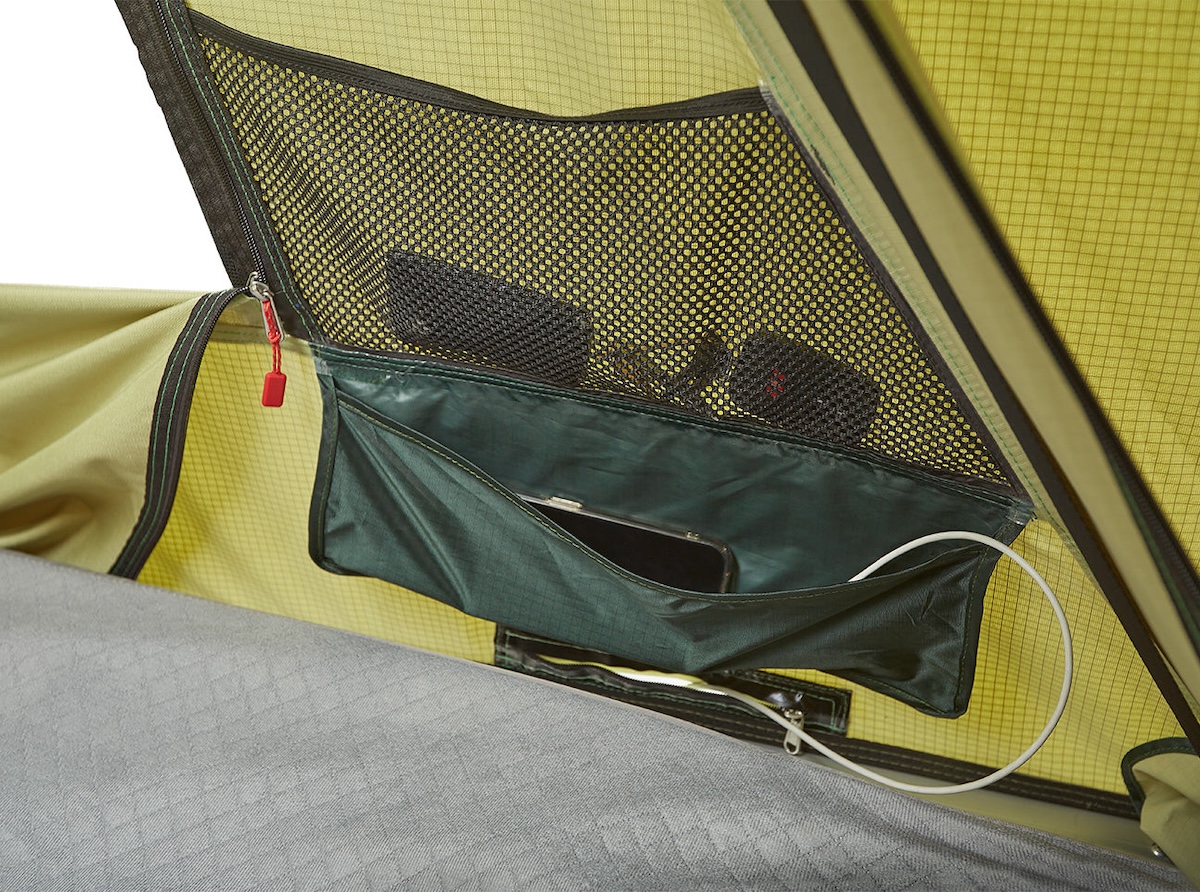 Yakima SkyRise HD Rooftop Tent - P9